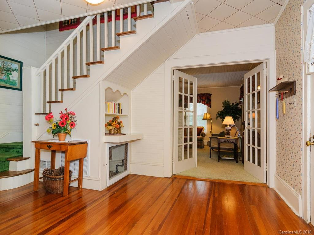 70 Main Street - Photo 2