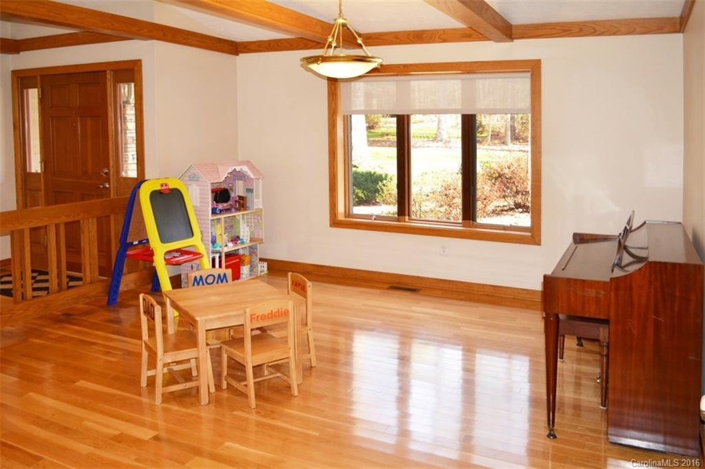 115 Camellia Way - Photo 7