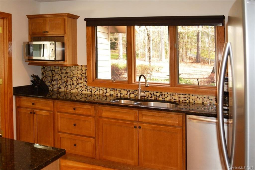 115 Camellia Way - Photo 9