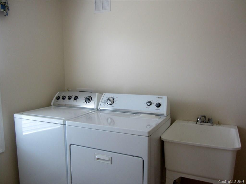 23 Newberry Drive - Photo 11