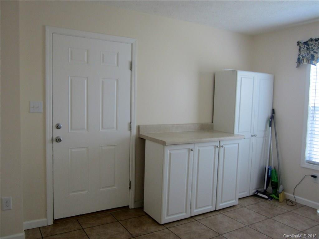 23 Newberry Drive - Photo 10