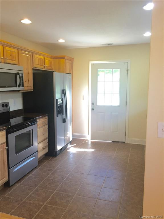 24 Hilldale Road - Photo 8
