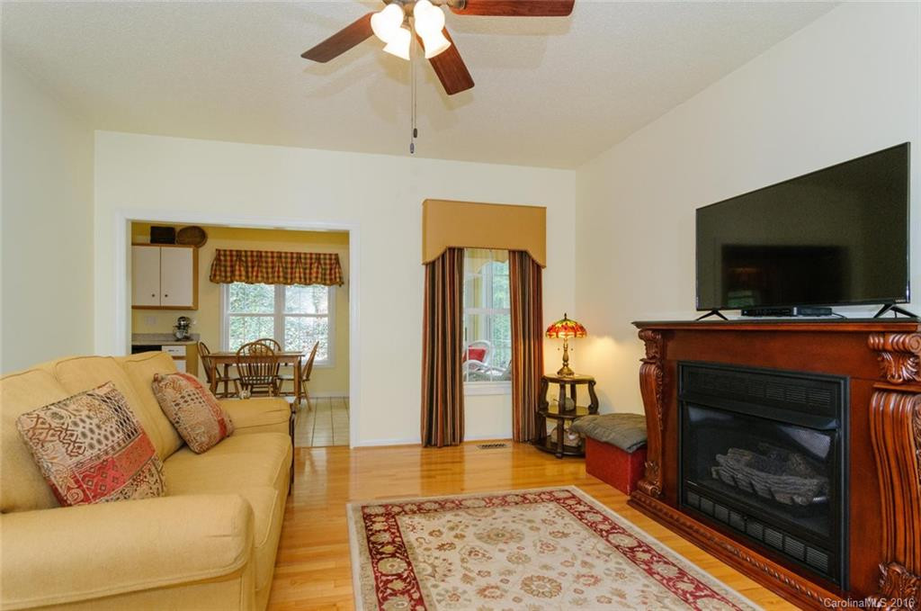 2 Spicewood Court #116 - Photo 5