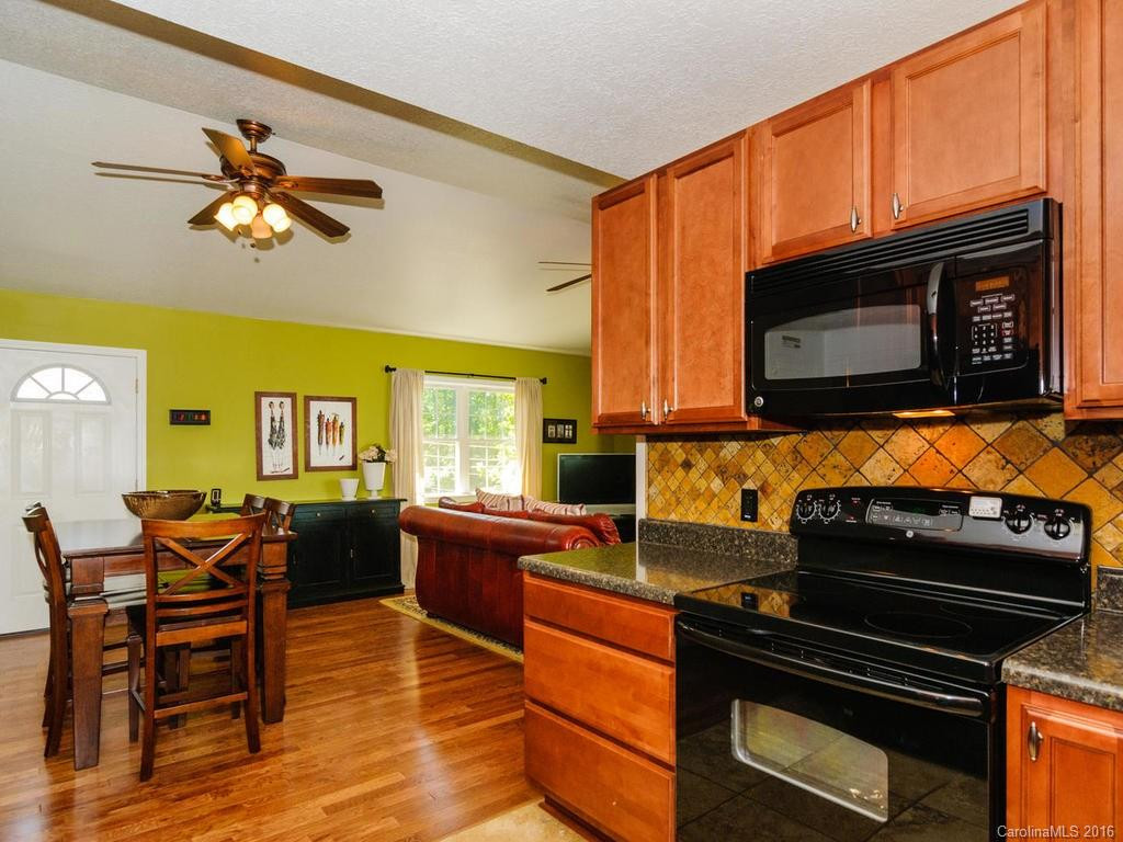 424 State Street - Photo 10