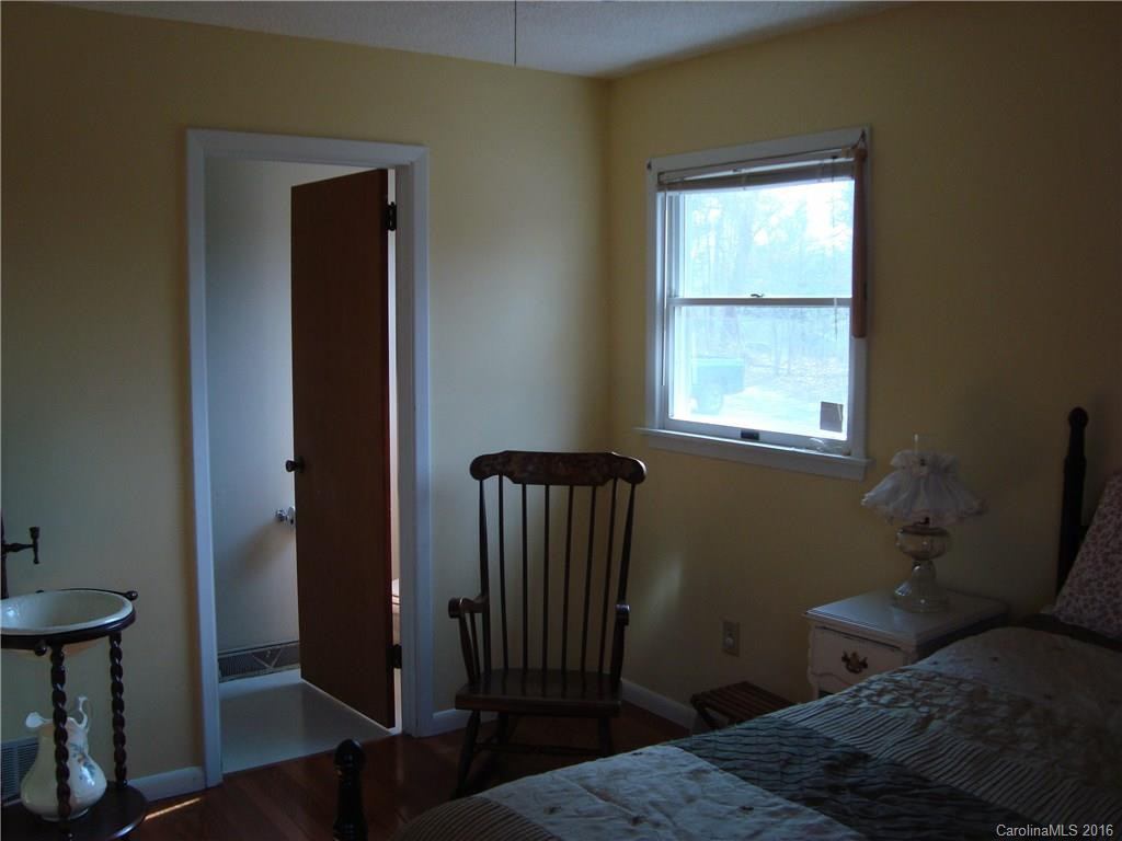 37 Wood Avenue - Photo 7