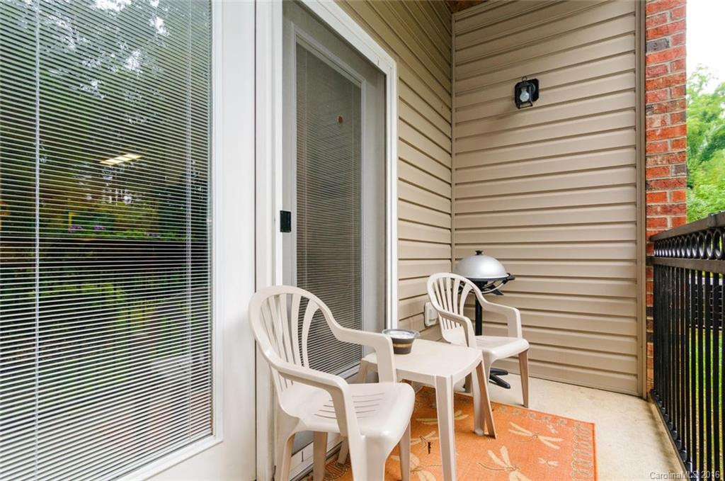 416 Appeldoorn Circle #416 - Photo 2