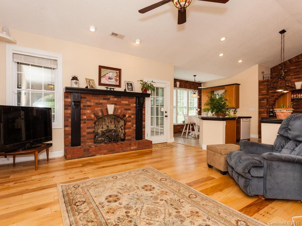58 Joe Jenkins Road - Photo 3