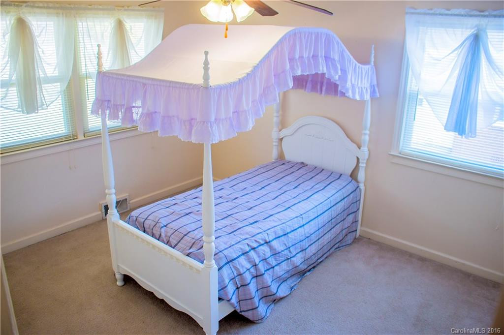 53 Rhoda Street - Photo 12