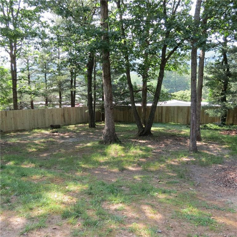 327 Heather Court - Photo 13