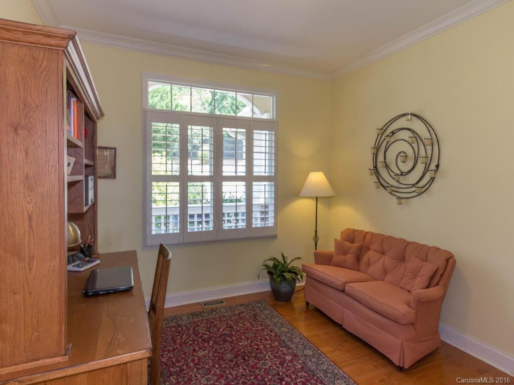 644 Vista Falls Road - Photo 8
