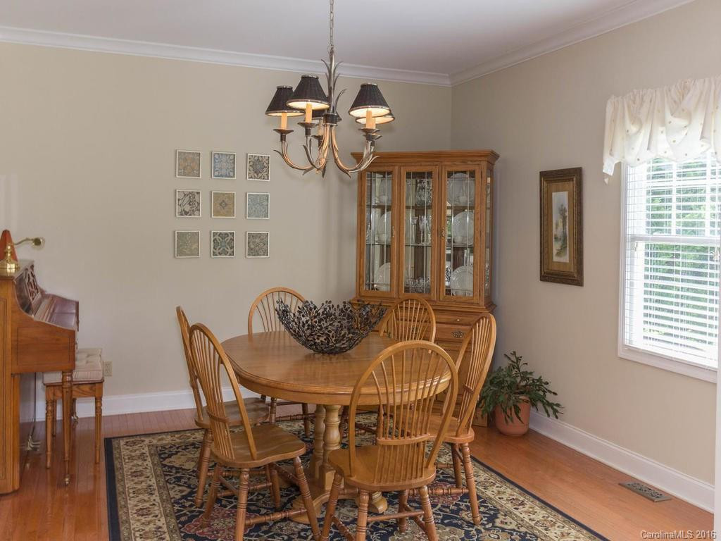 644 Vista Falls Road - Photo 9