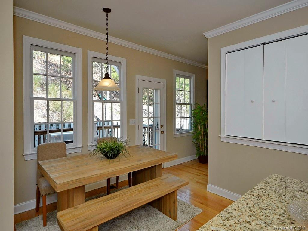 7 White Ash Drive - Photo 5