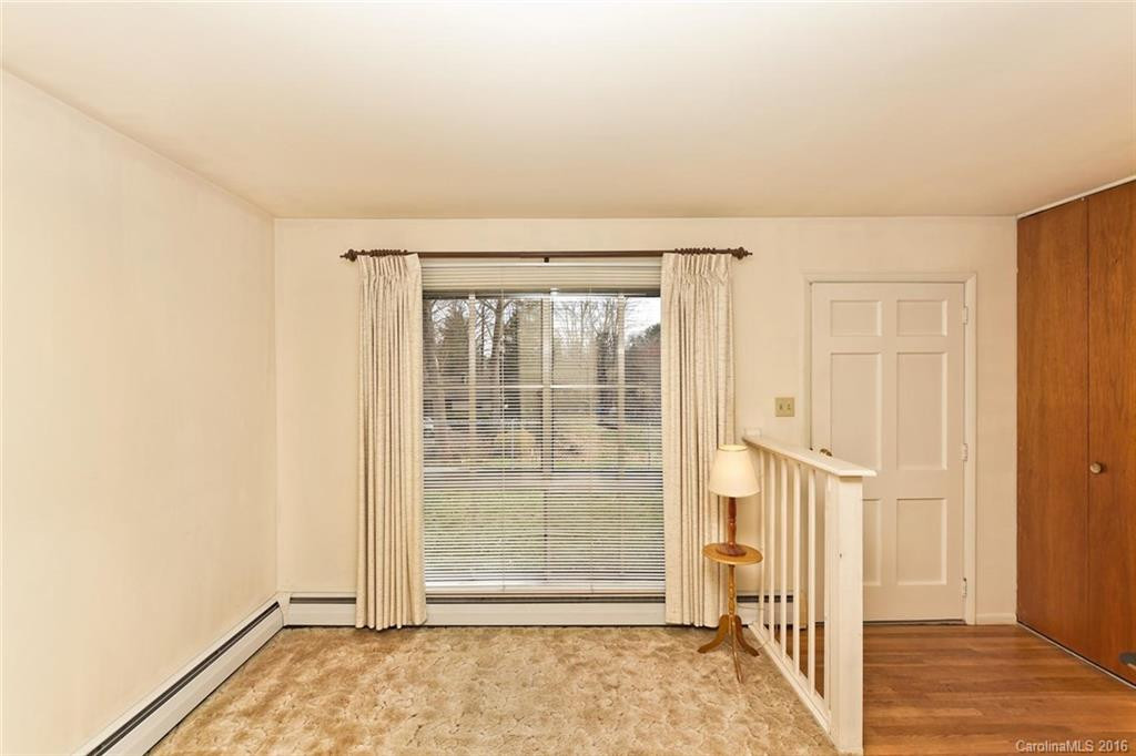 8 Pine Burr Road #10 - Photo 2