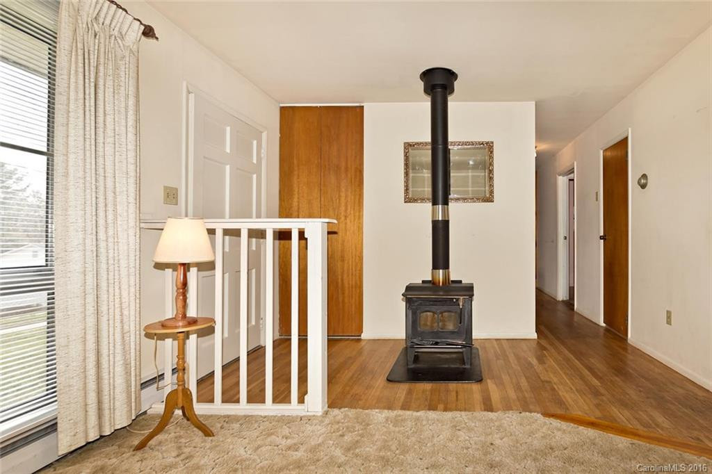 8 Pine Burr Road #10 - Photo 3