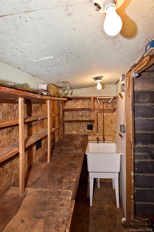 8 Pine Burr Road #10 - Photo 24