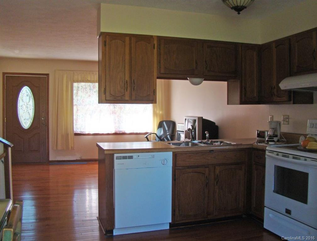 25 Walton Drive - Photo 4