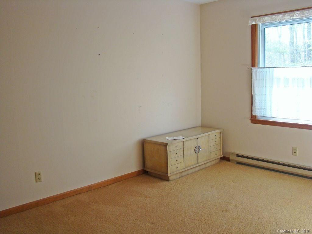 25 Walton Drive - Photo 10