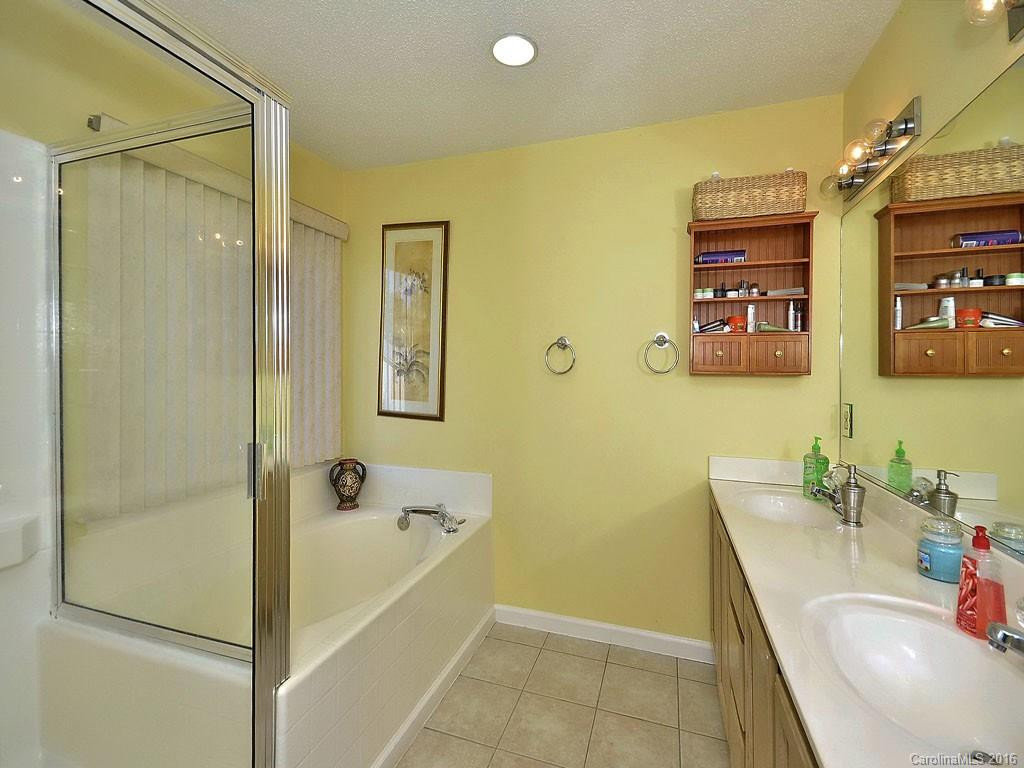 58 Winding Oak Drive - Photo 9