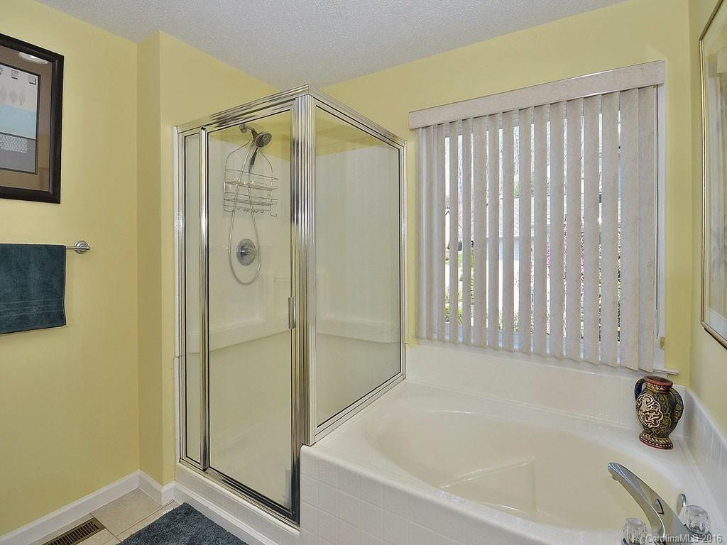 58 Winding Oak Drive - Photo 10