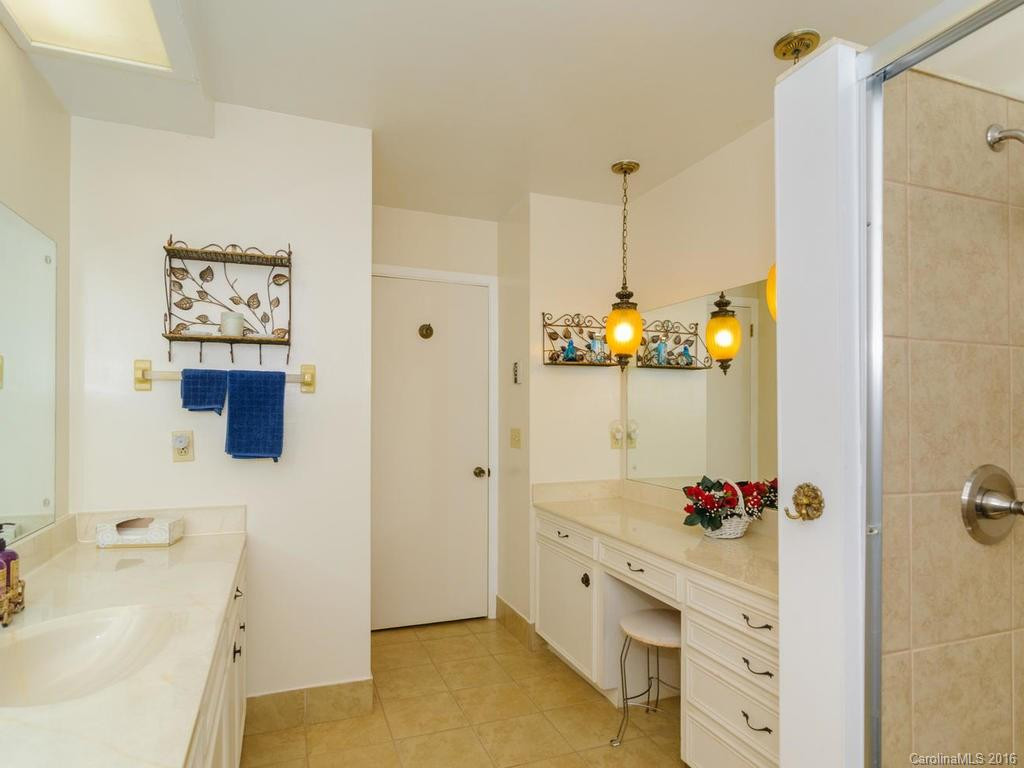 186 Catherine Drive - Photo 17