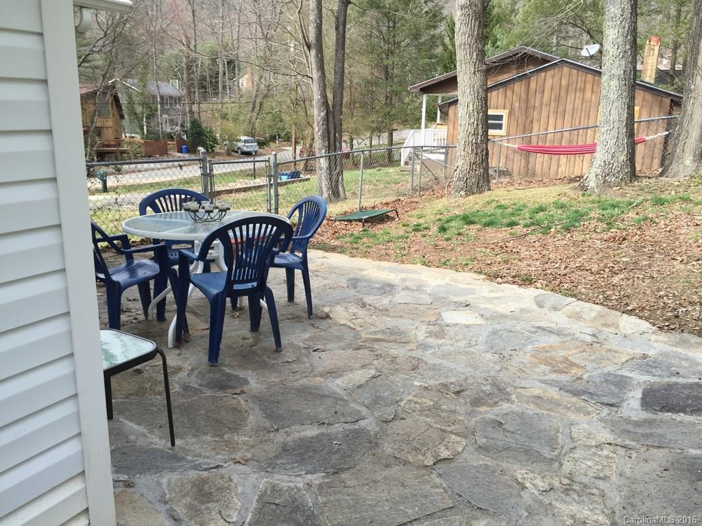 145 Chestnut Place - Photo 10