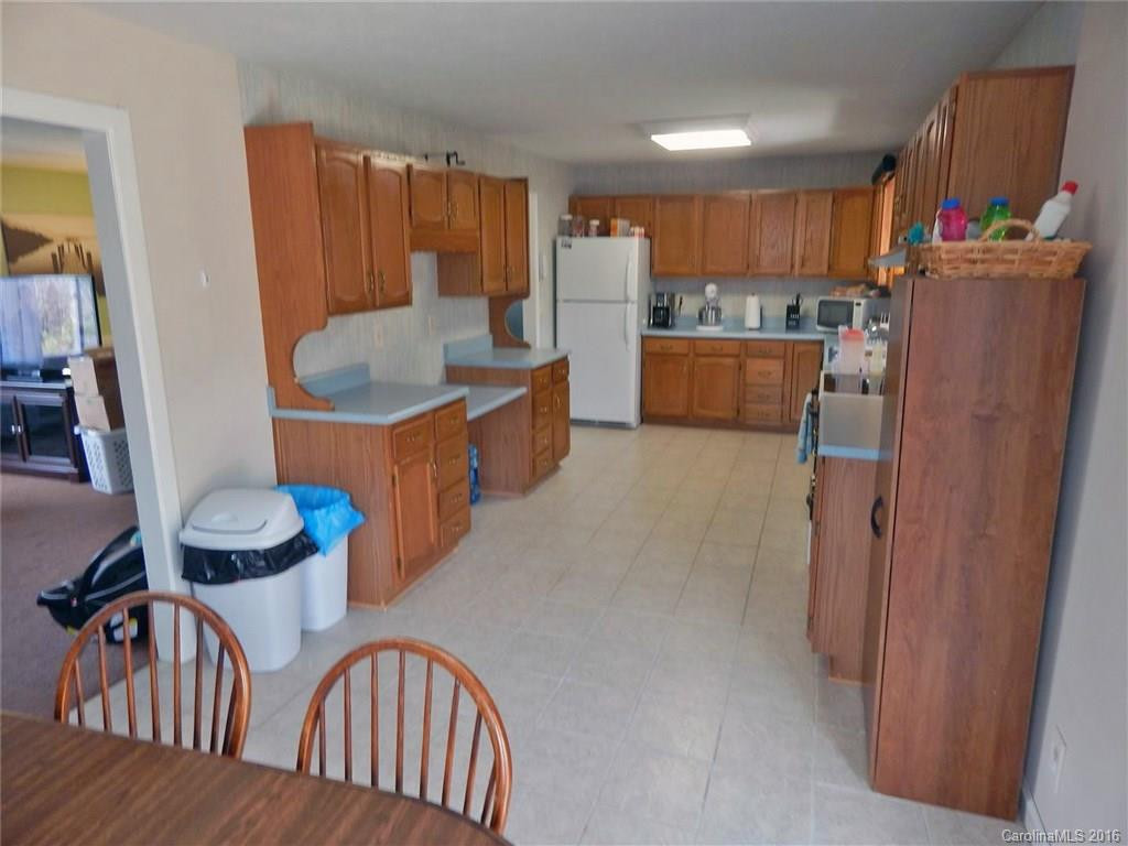 115 Applewood Drive - Photo 7