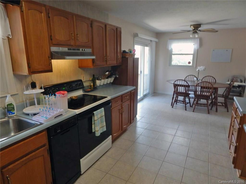 115 Applewood Drive - Photo 8