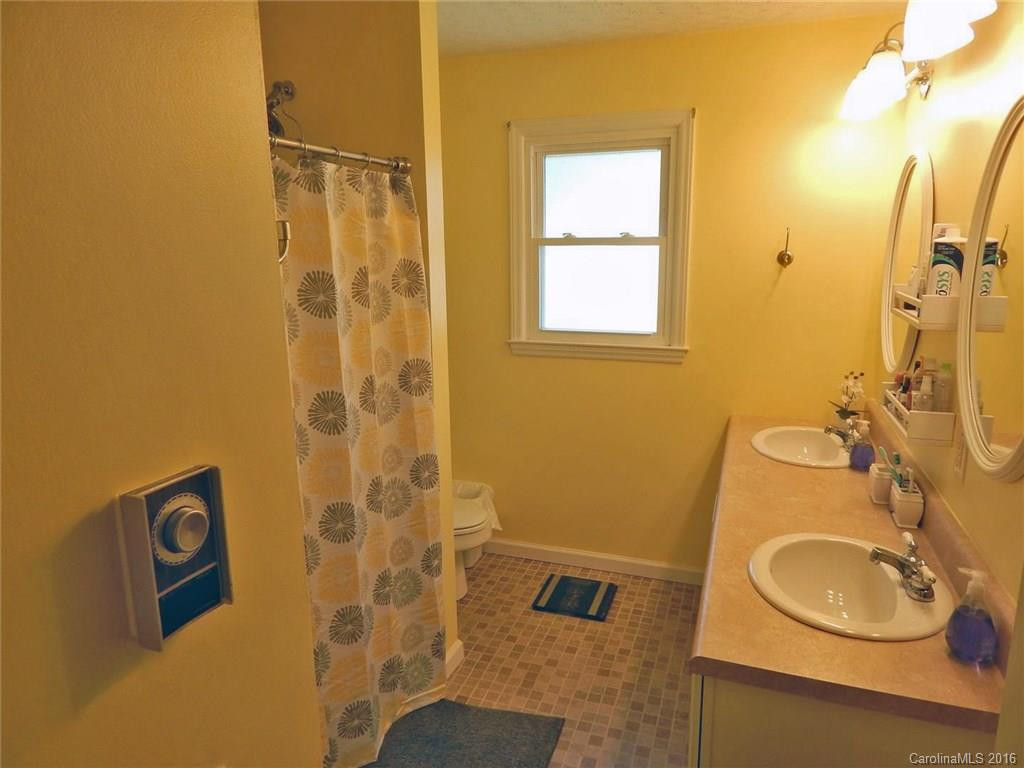 115 Applewood Drive - Photo 9