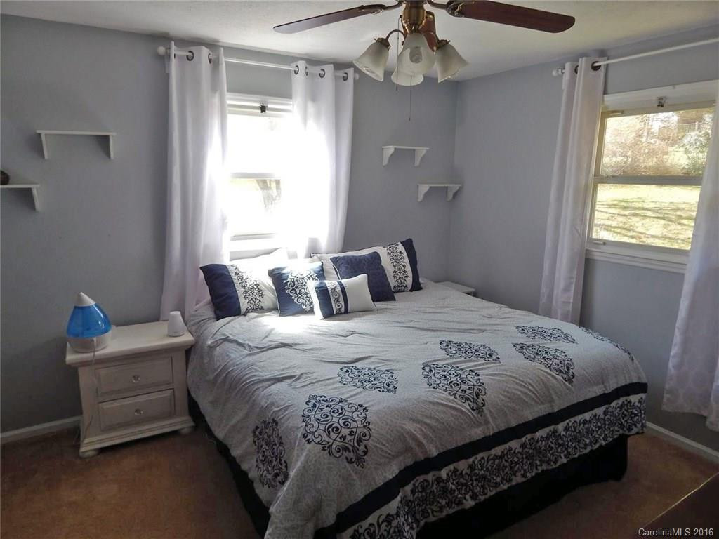 115 Applewood Drive - Photo 10
