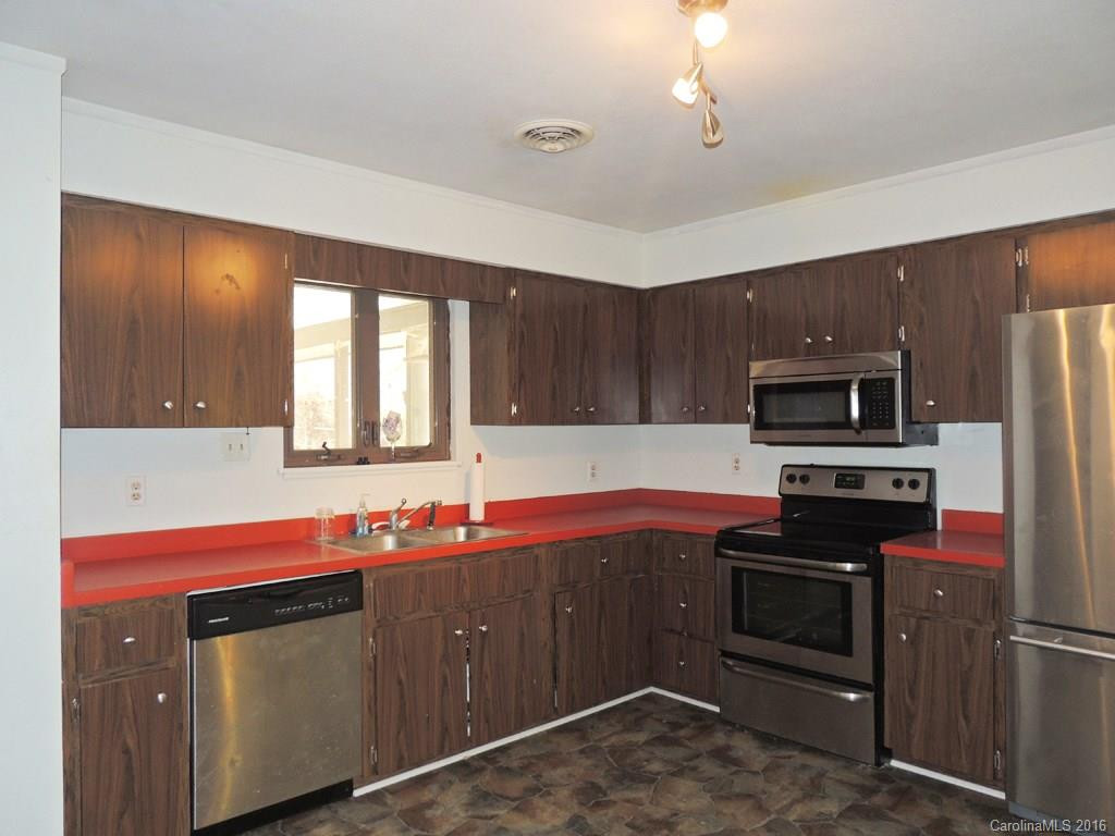 41 Westview Lane #12 & 13 - Photo 3