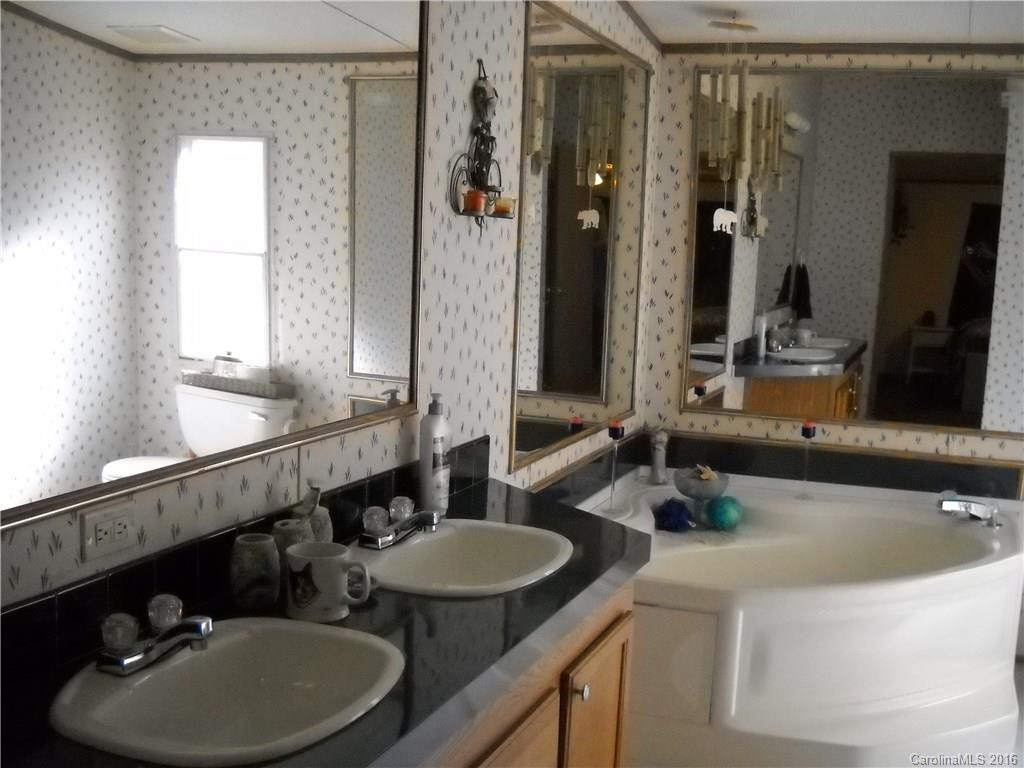 36 Country Meadows Drive - Photo 8