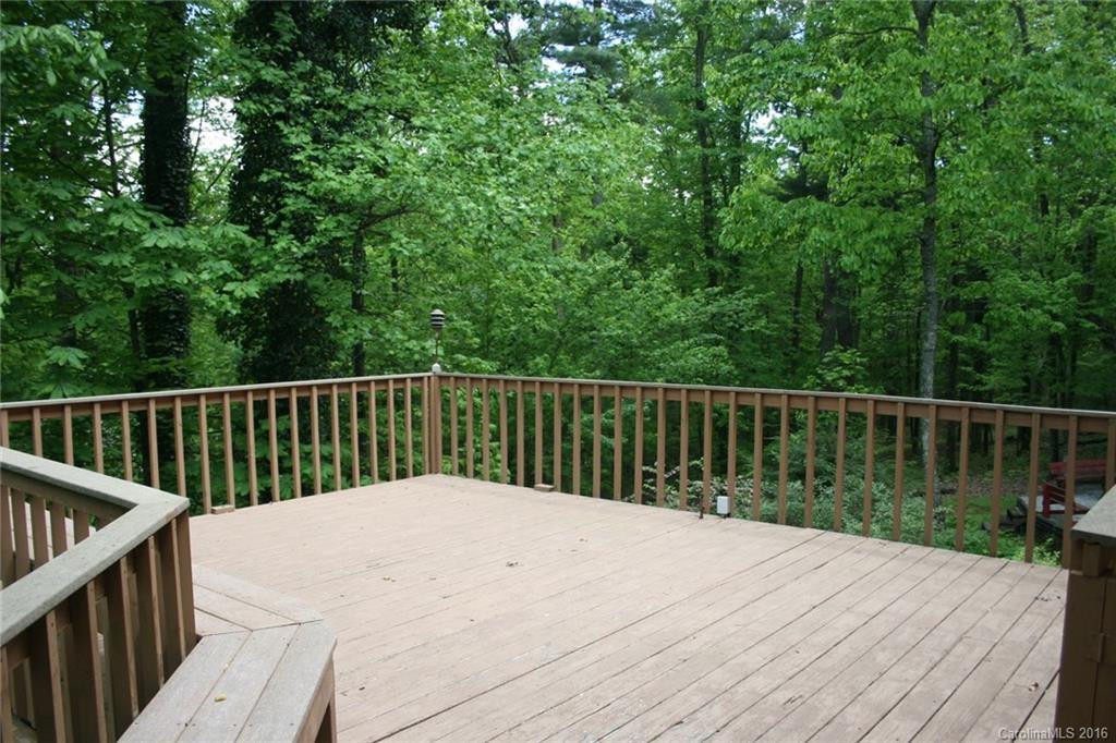 115 Continental Drive - Photo 5