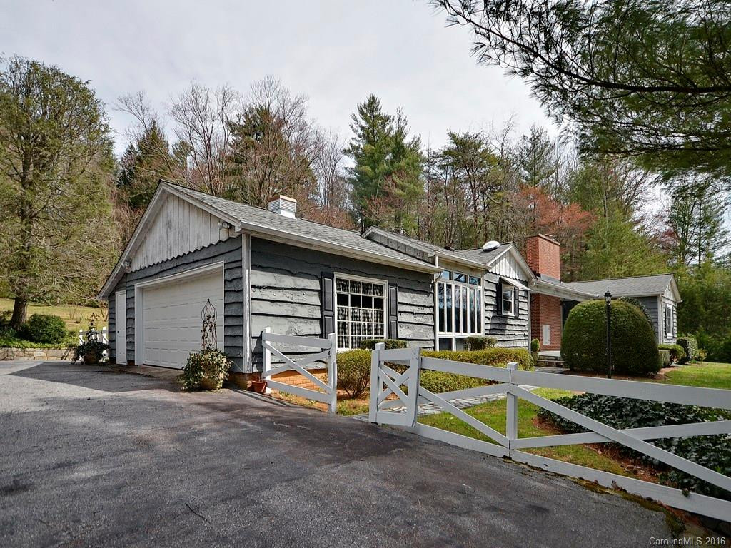 2618 Haywood Road