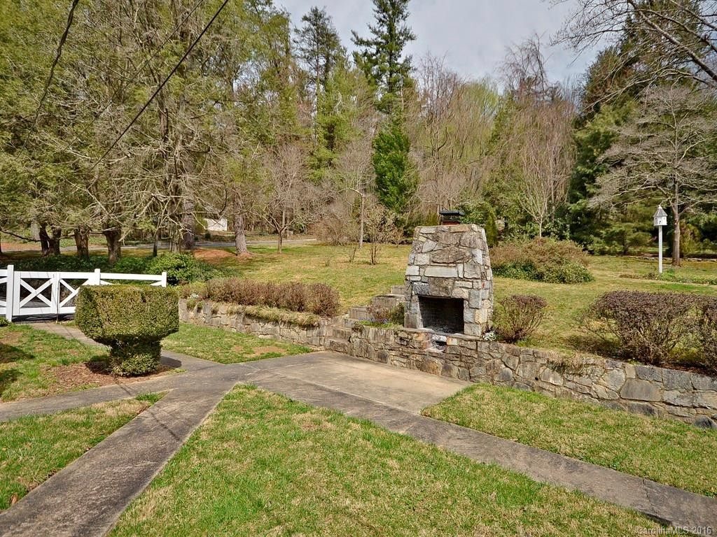 2618 Haywood Road - Photo 12