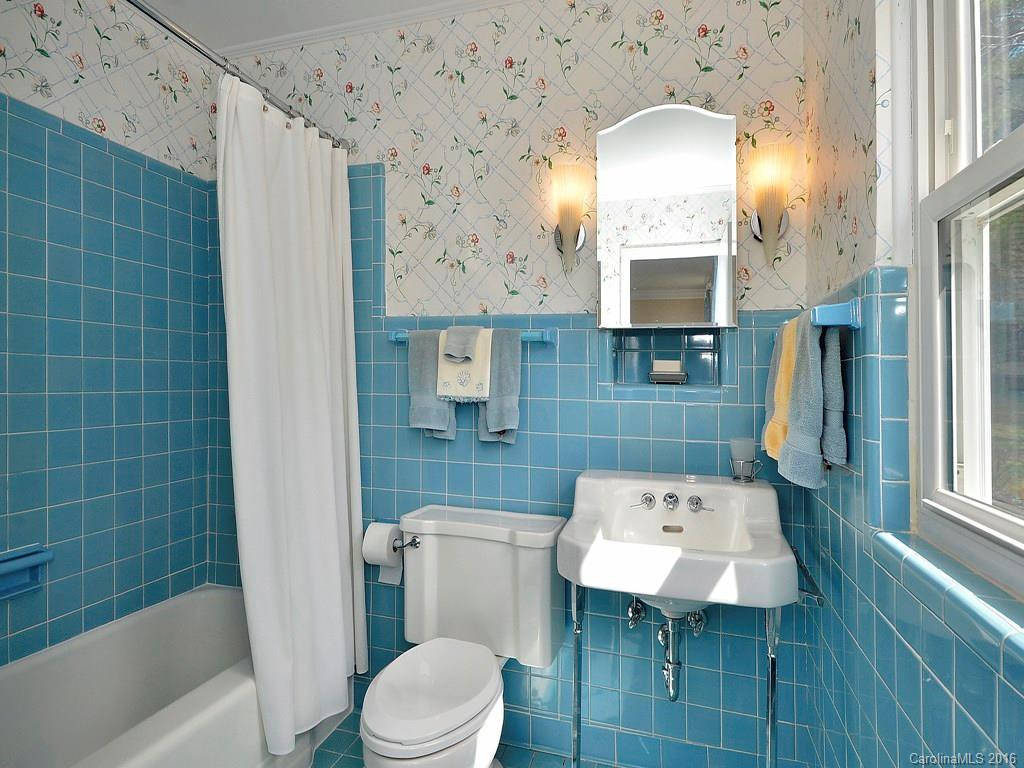 2618 Haywood Road - Photo 14