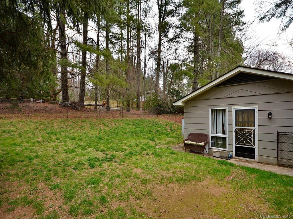 141 Ridgewood Place - Photo 18
