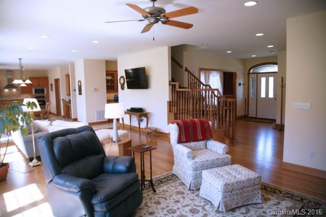 261 Fairway Falls Road - Photo 5