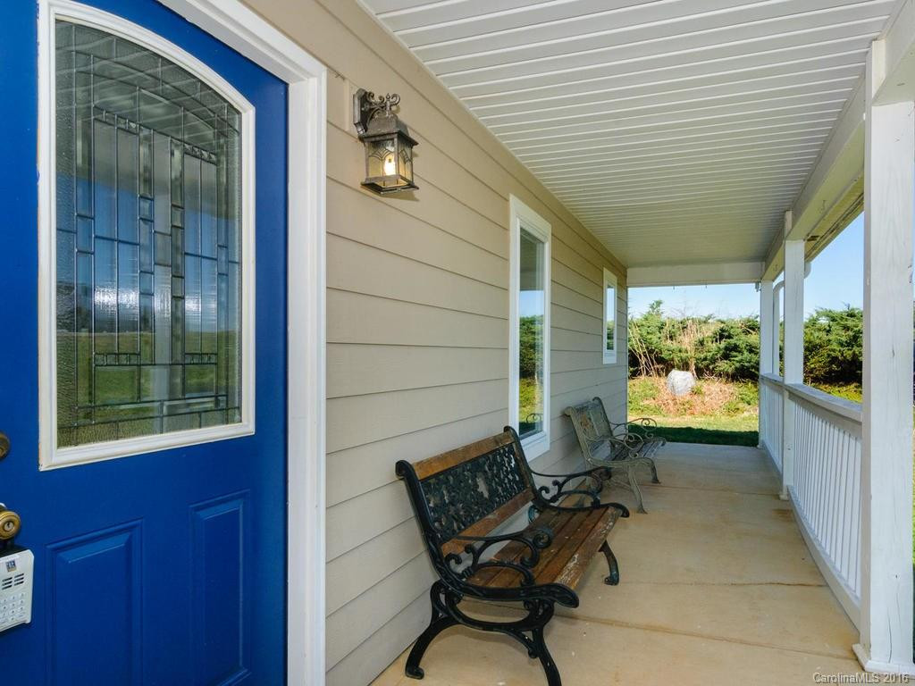 203 Breton Ridge Road - Photo 3