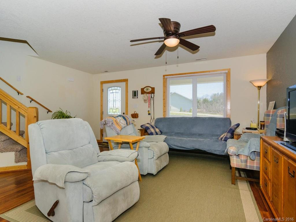 203 Breton Ridge Road - Photo 5