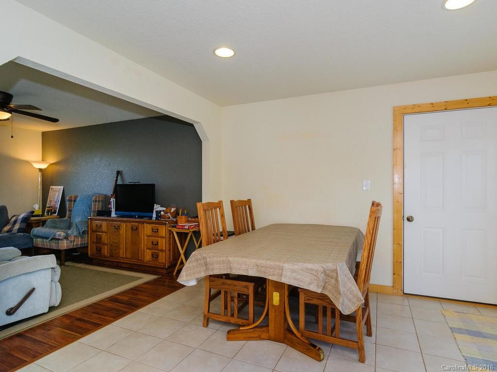 203 Breton Ridge Road - Photo 8