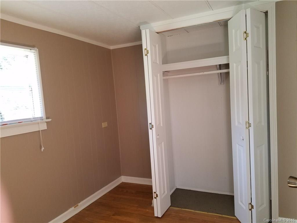 46 Parkwood Avenue - Photo 9