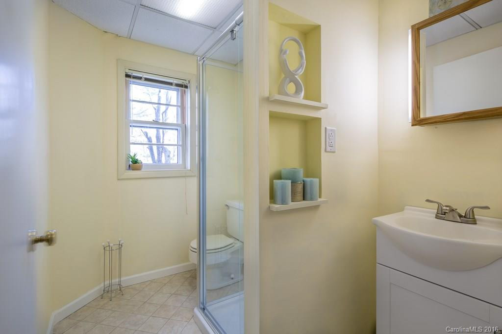 224 Sky Lake Drive - Photo 15