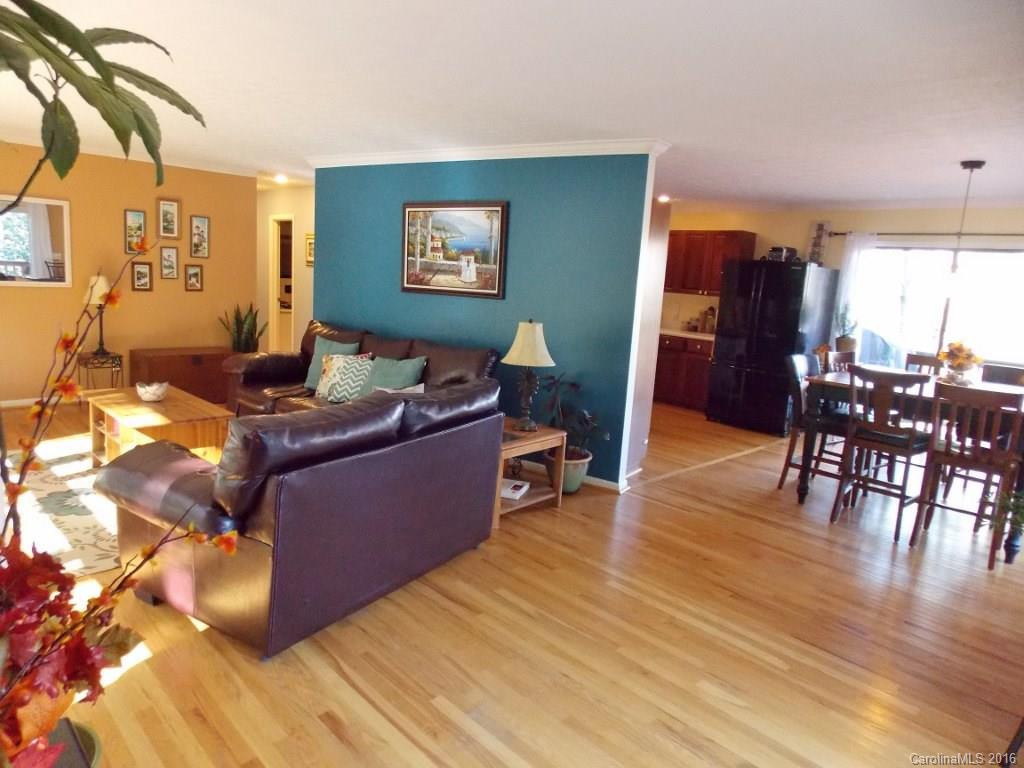 224 Sky Lake Drive - Photo 4