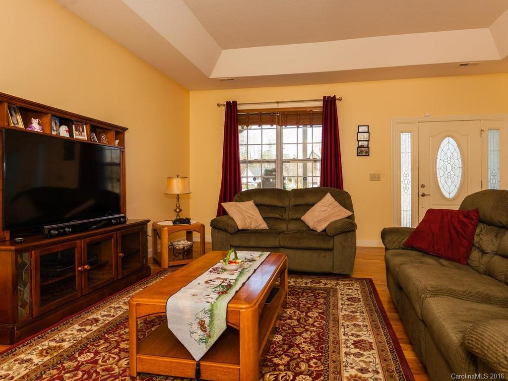47 Springs Drive #1 - Photo 5