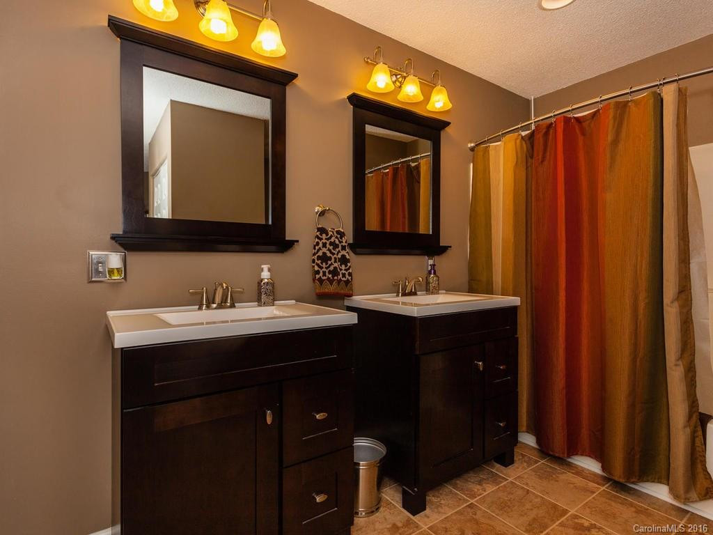 3 Spicewood Court - Photo 14