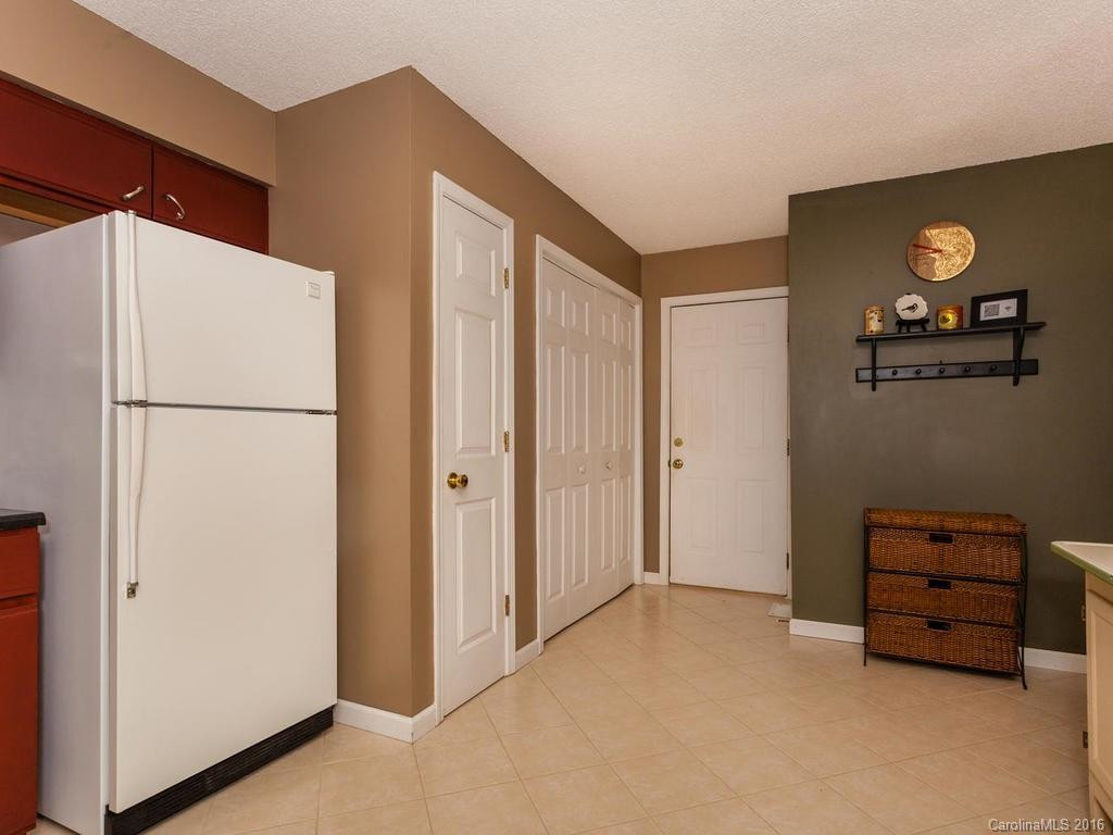 3 Spicewood Court - Photo 8
