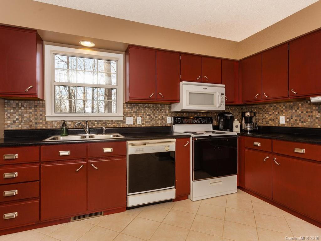 3 Spicewood Court - Photo 9