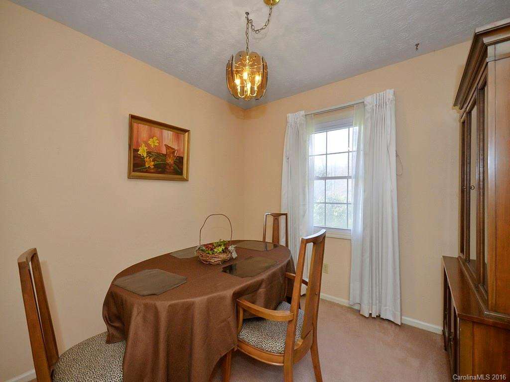 108 Botany Drive - Photo 4