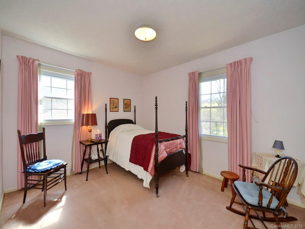 108 Botany Drive - Photo 8