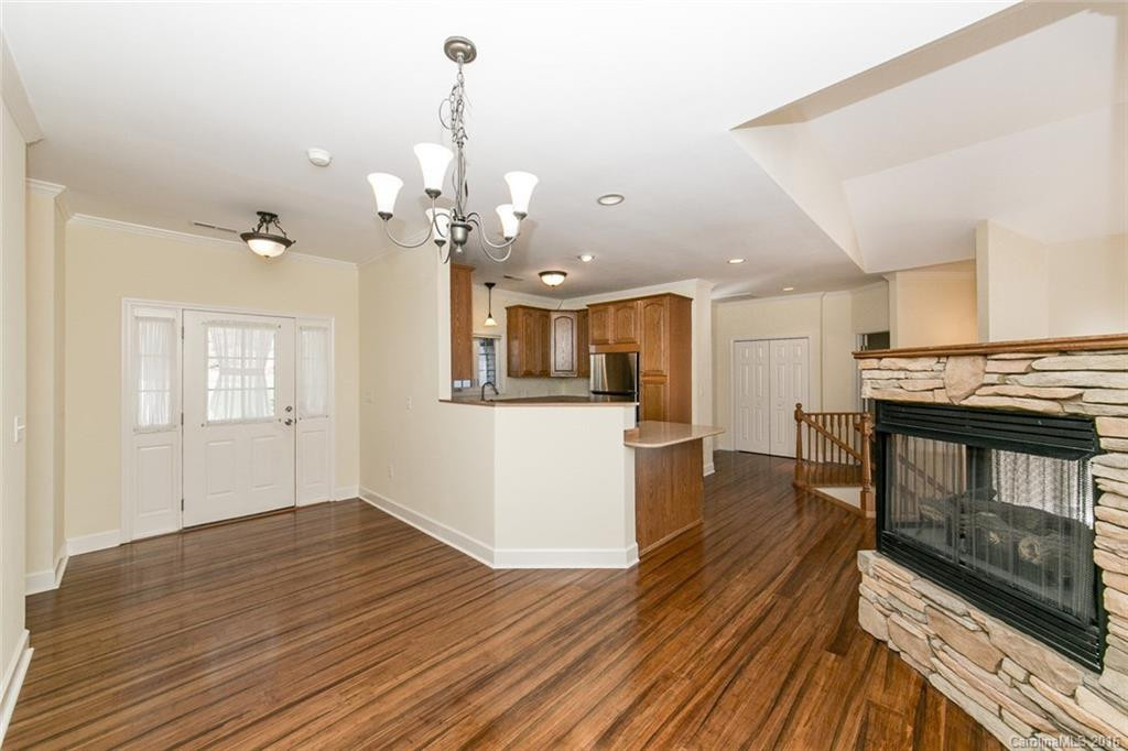 63 Spring Heights Court #23 - Photo 2